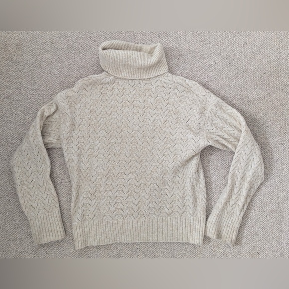 Old Navy Sweaters - White/cream old navy turtleneck sweater